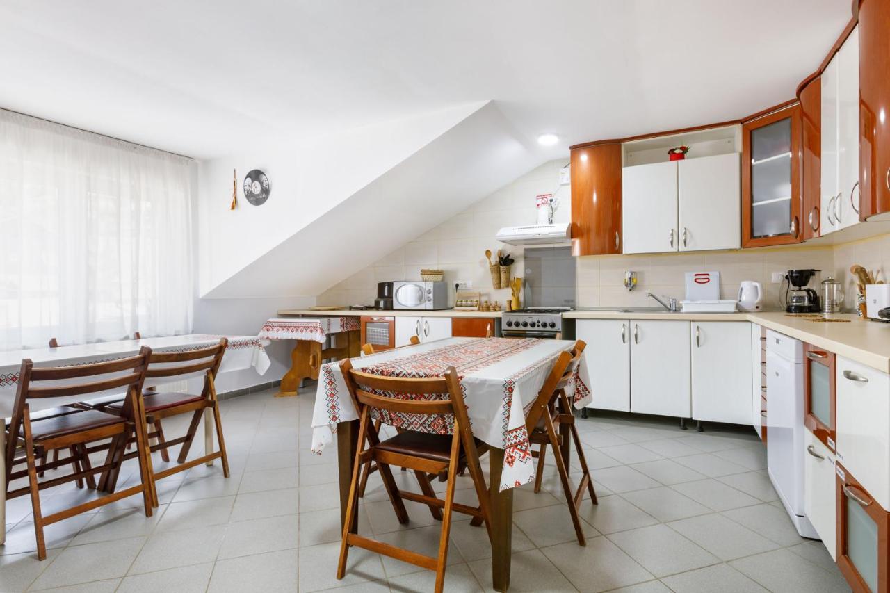Hotel Casa Dacica Rîşnov Esterno foto