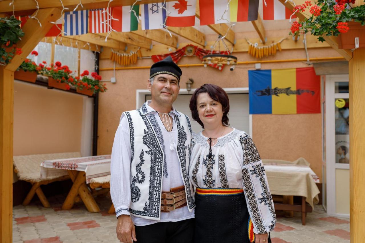 Hotel Casa Dacica Rîşnov Esterno foto