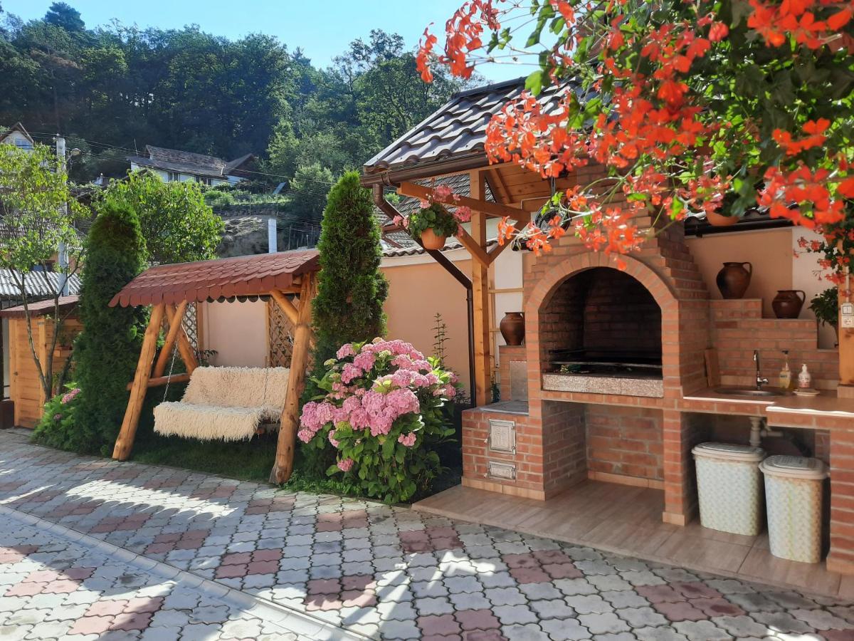 Hotel Casa Dacica Rîşnov Esterno foto
