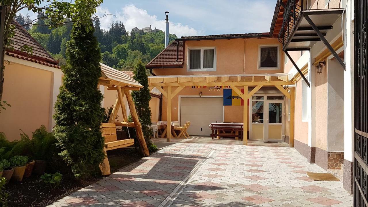 Hotel Casa Dacica Rîşnov Esterno foto